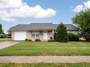 3902 Cobblestone Dr, Jeffersonville, IN 47130