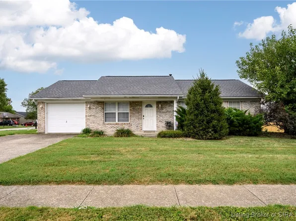 3902 Cobblestone Drive, Jeffersonville, IN 47130