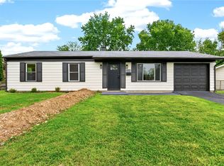 842 Edgewick Rd, New Carlisle, OH 45344