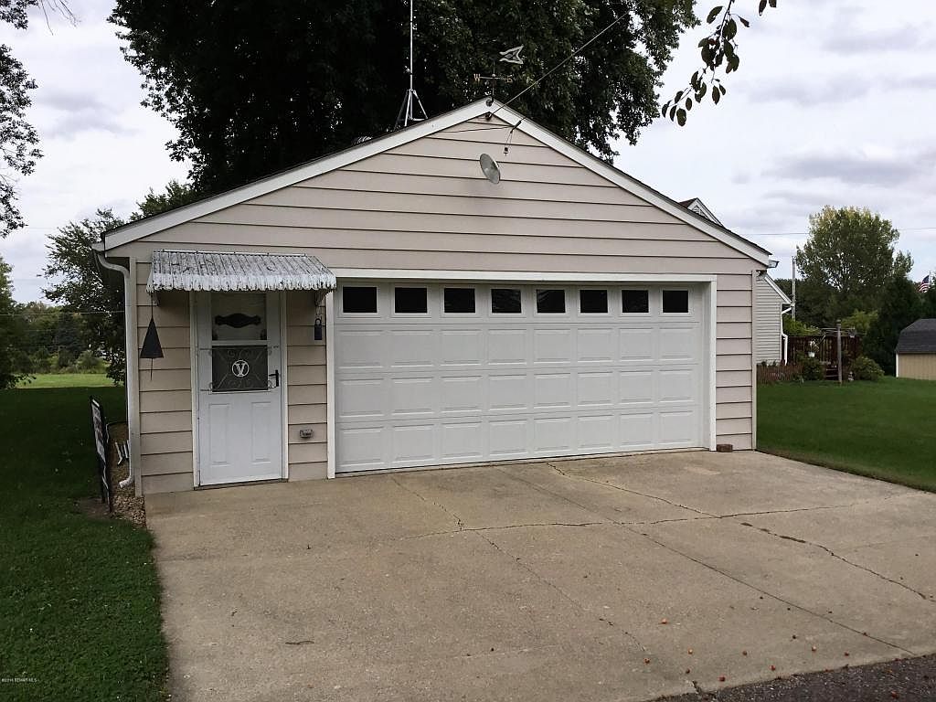 1805 6th Ave NW, Austin, MN 55912 | Zillow