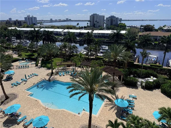 3426 Hancock Bridge Pkwy APT 701, North Fort Myers, FL 33903