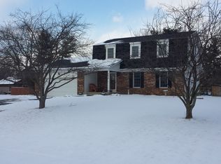 8630 Meadowton Ct NW, Pickerington, OH 43147