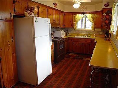 5th image of 4545 Hoffman Dr