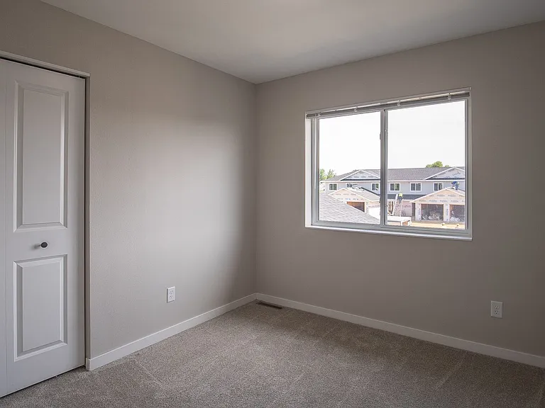 Raegan Estates — Photo 21