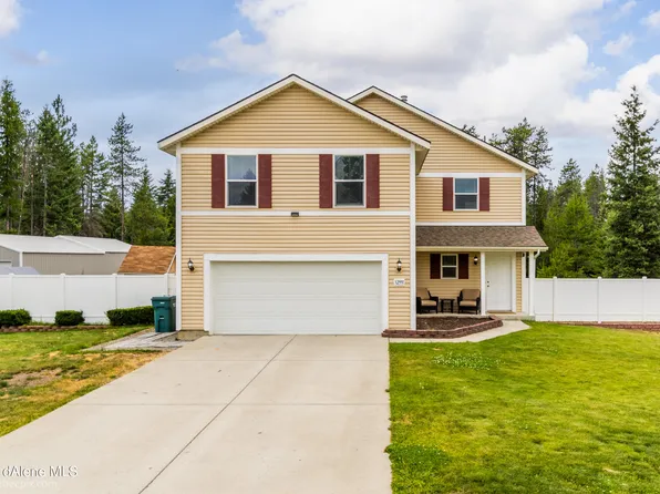 32991 N 12th Ave, Spirit Lake, ID 83869