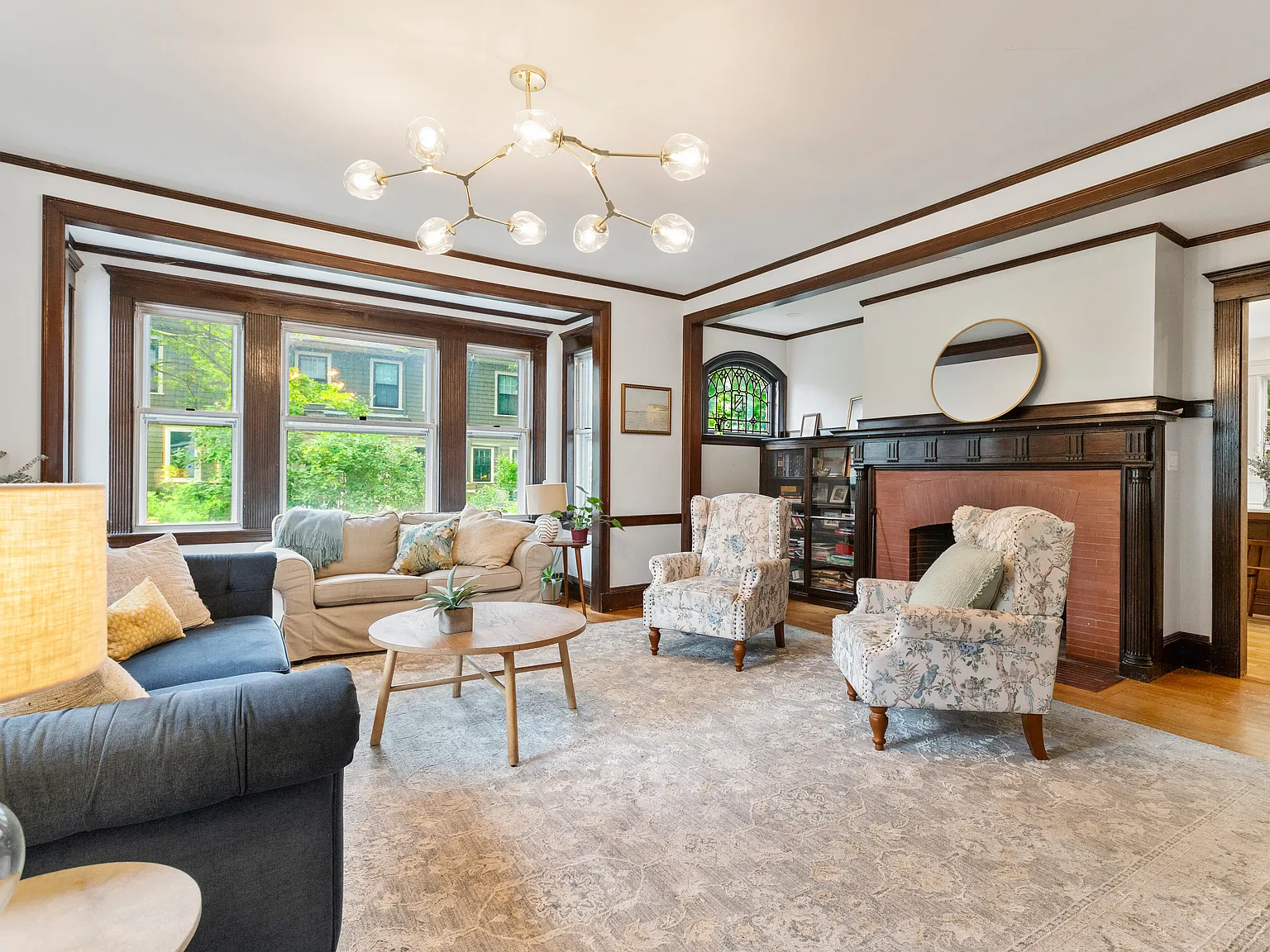 5 bed, 3.5 bath, 3651 sqft, $8,750 — Photo 4