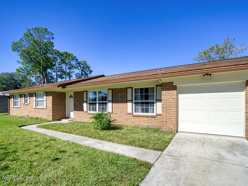 1st image of 1738 GUMTREE Drive
