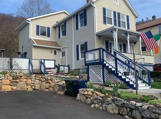 53 West St, Highland Falls, NY 10928