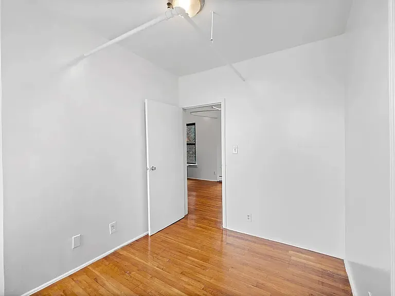 375 Pleasant Ave #5B — Photo 7