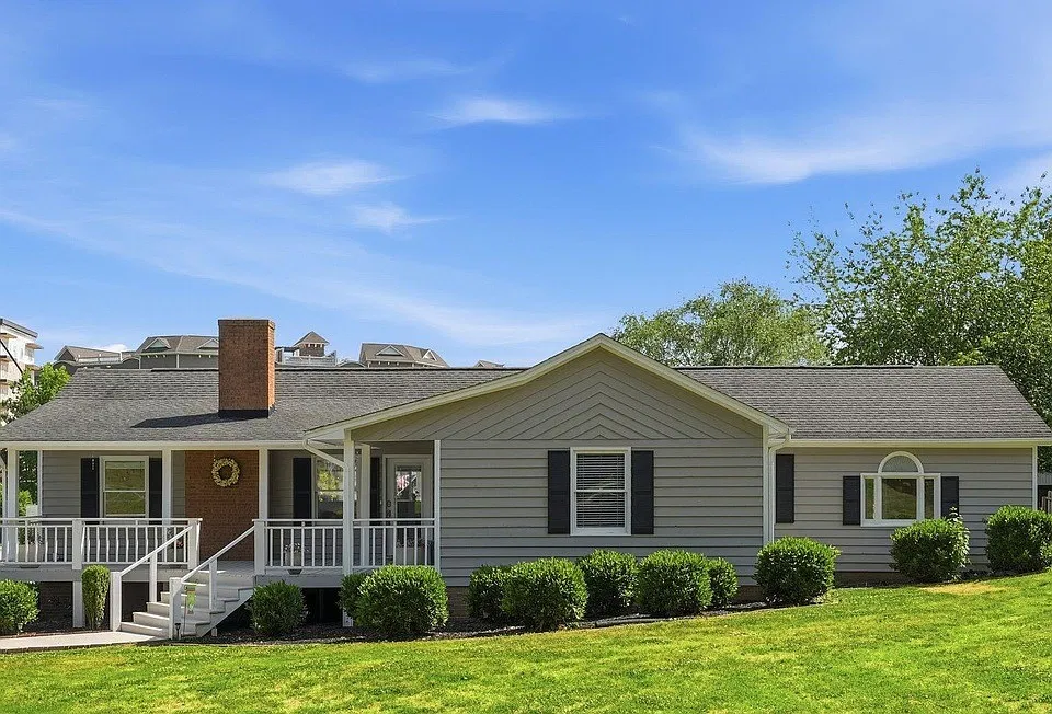 139 Perrin Dr