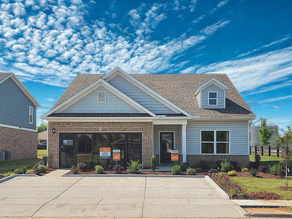 1st image of 211 Red Clay Ct