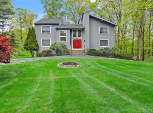 28 E Ridge Rd, Stamford, CT 06903