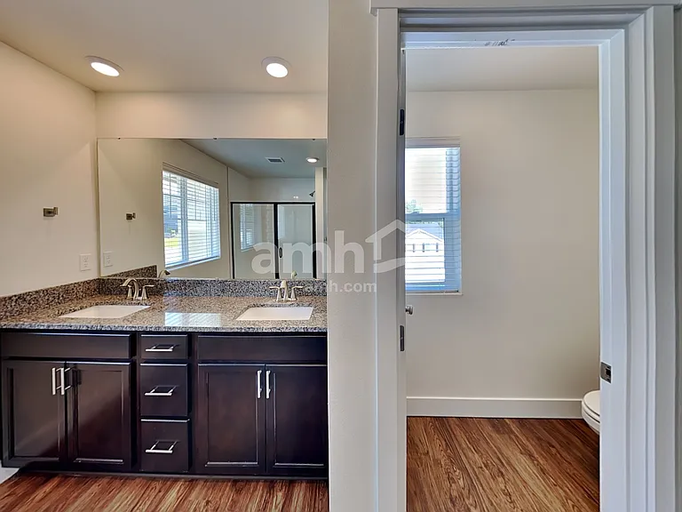 1620 192nd Street Ct E — Photo 12