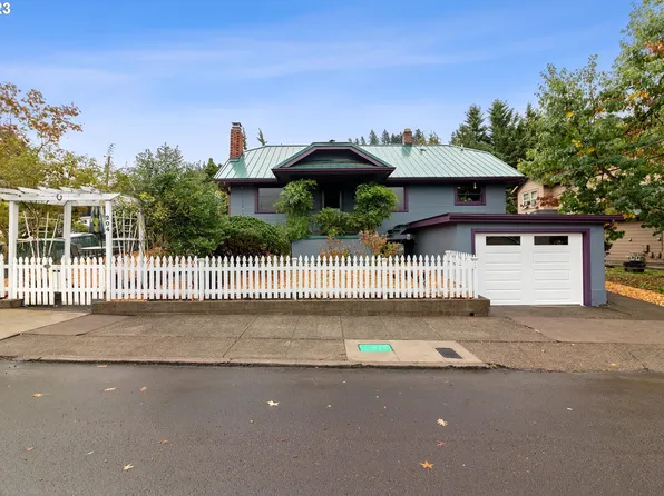 204 S High St, Oregon City, OR 97045