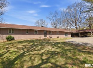 1231 Sugar Springs Rd, Creal Springs, IL 62922