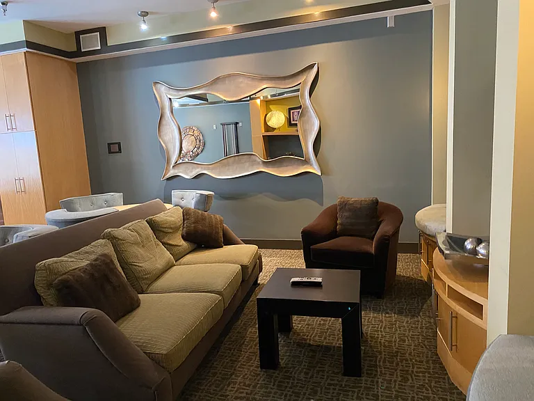 3000 Vanderbilt Pl #320 — Photo 28