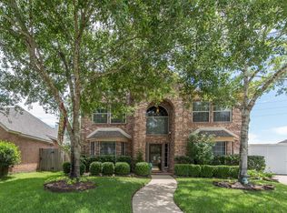 3323 Stonehurst Ct, Pearland, TX 77584