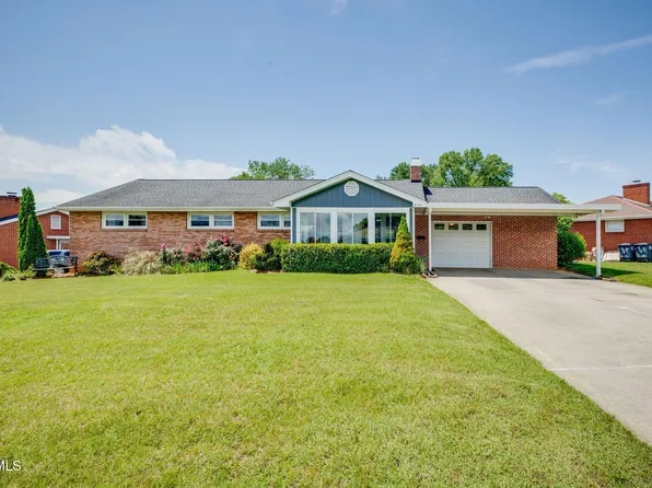844 Mimosa Dr, Kingsport, TN 37660