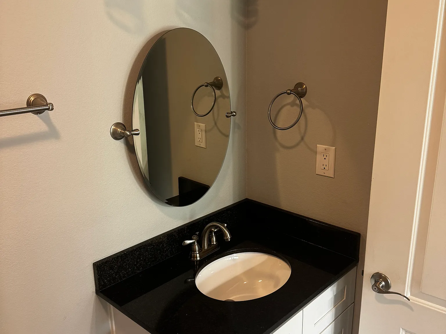2 bed, 1116 sqft, $1,450 — Photo 3