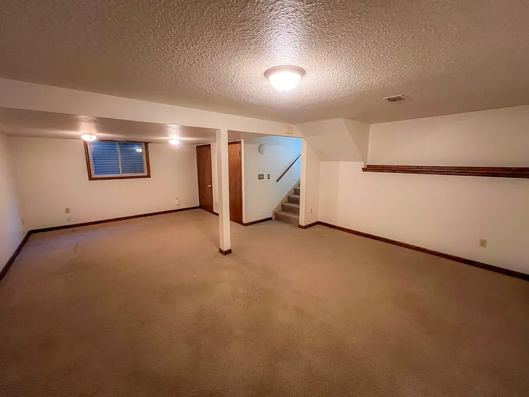 3254 Fernwood Ln — Photo 24