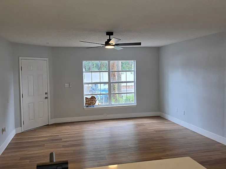 3651 N Goldenrod Rd #B105 — Photo 5