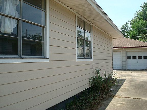 3rd image of 2003 14th St