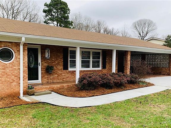 2nd image of 212 Westridge Dr