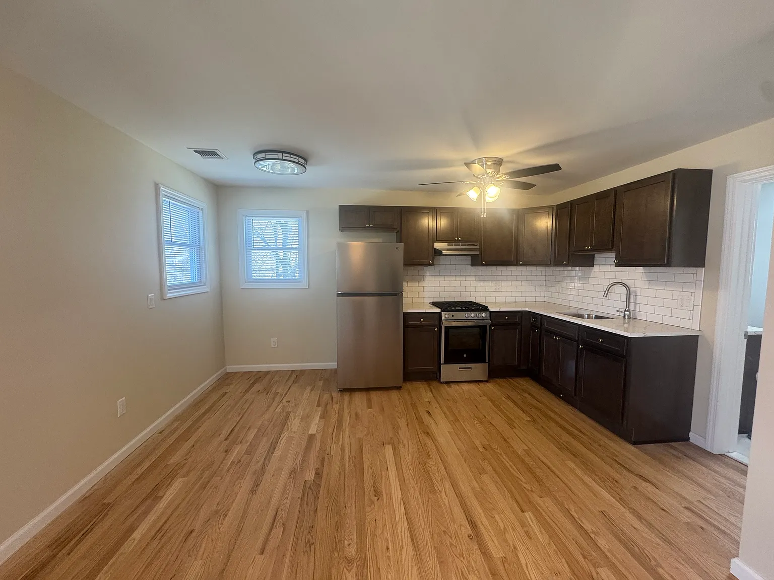 Spinner Ln, Commack — Photo 2