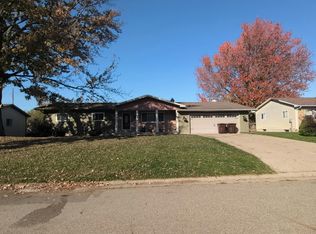 6810 Cardinal Ln, Lansing, MI 48917