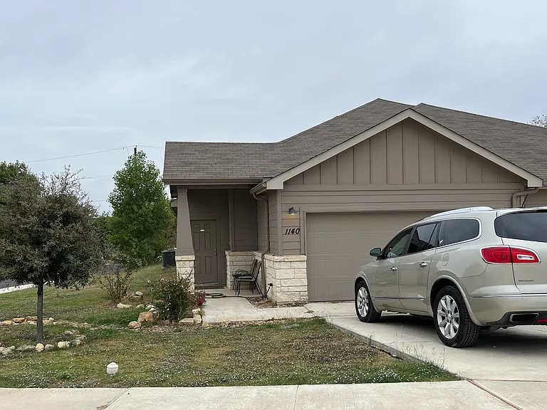 1140 Garland Rd — Photo 2