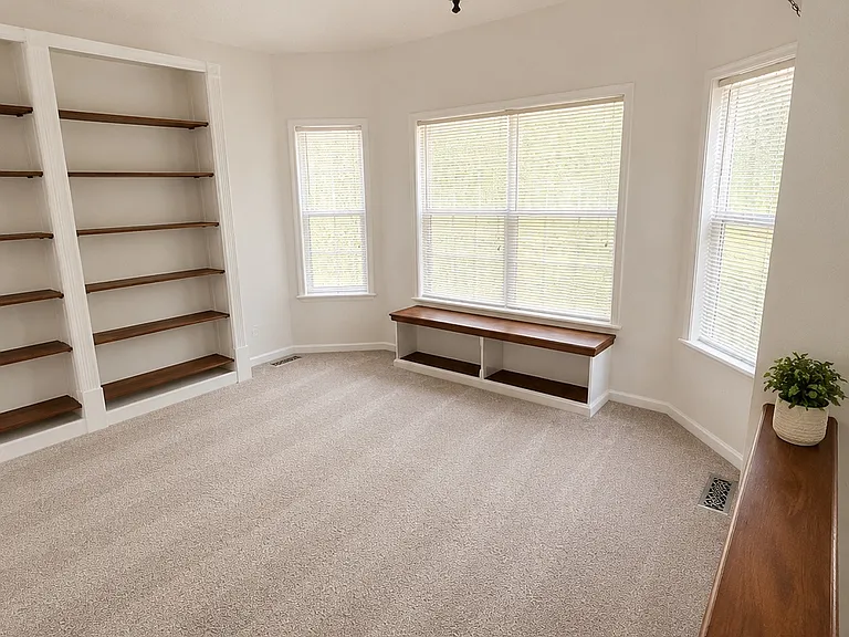 107 Haymaker Pl — Photo 4