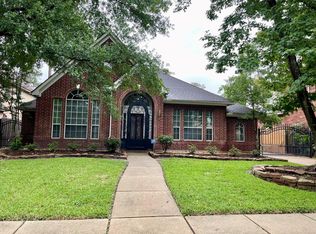 9215 Symphonic Ln, Houston, TX 77040