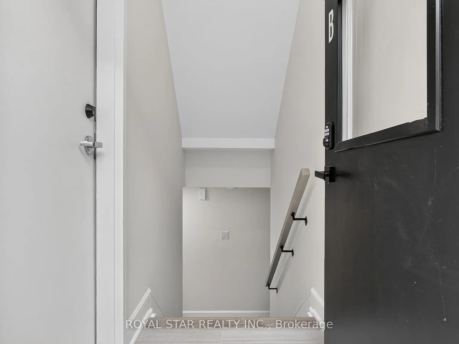 1 bed, $1,800 — Photo 4