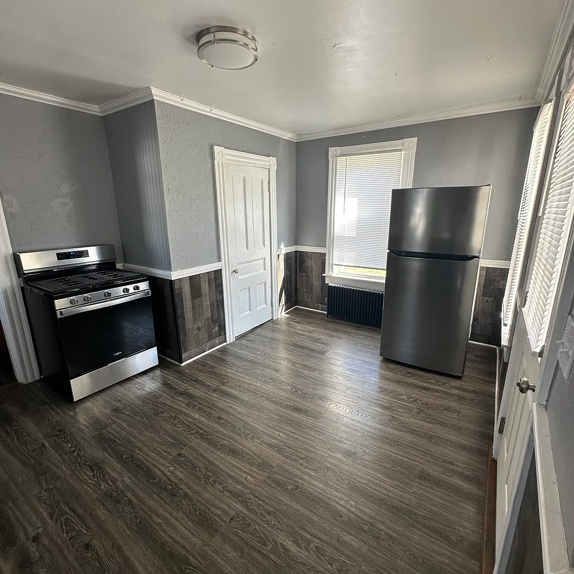 2 bed, 1.0 bath, 900 sqft, $2,100 — Photo 3