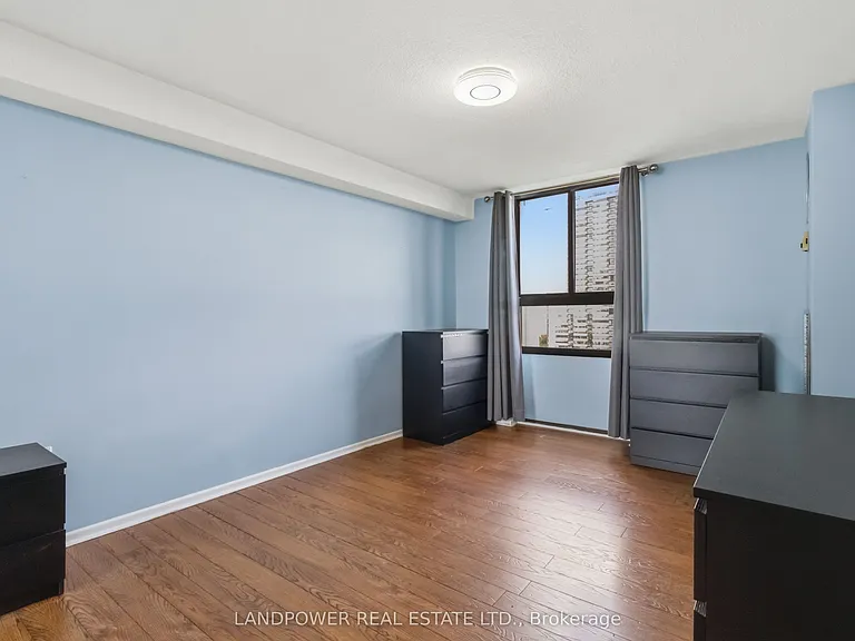 350 Seneca Hill Dr #Penthouse 14 — Photo 16