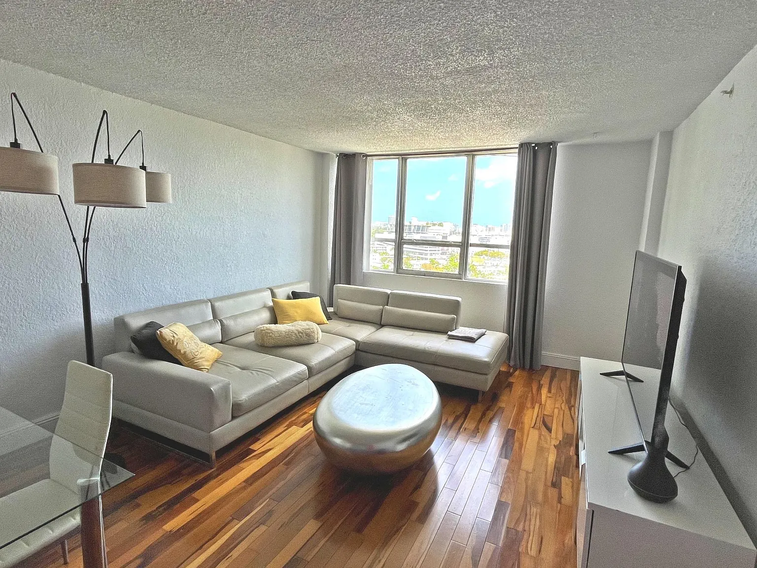 1500 Bay Rd — Photo 4
