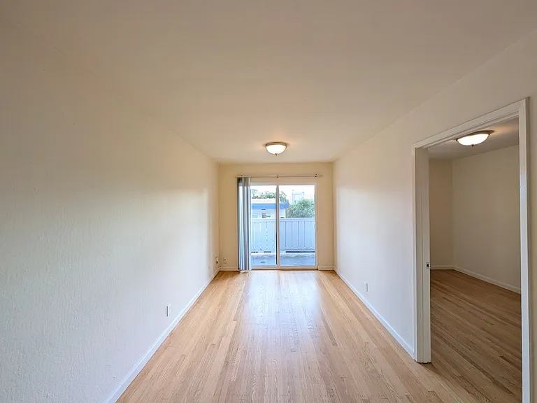 2404 Fulton Street — Photo 17