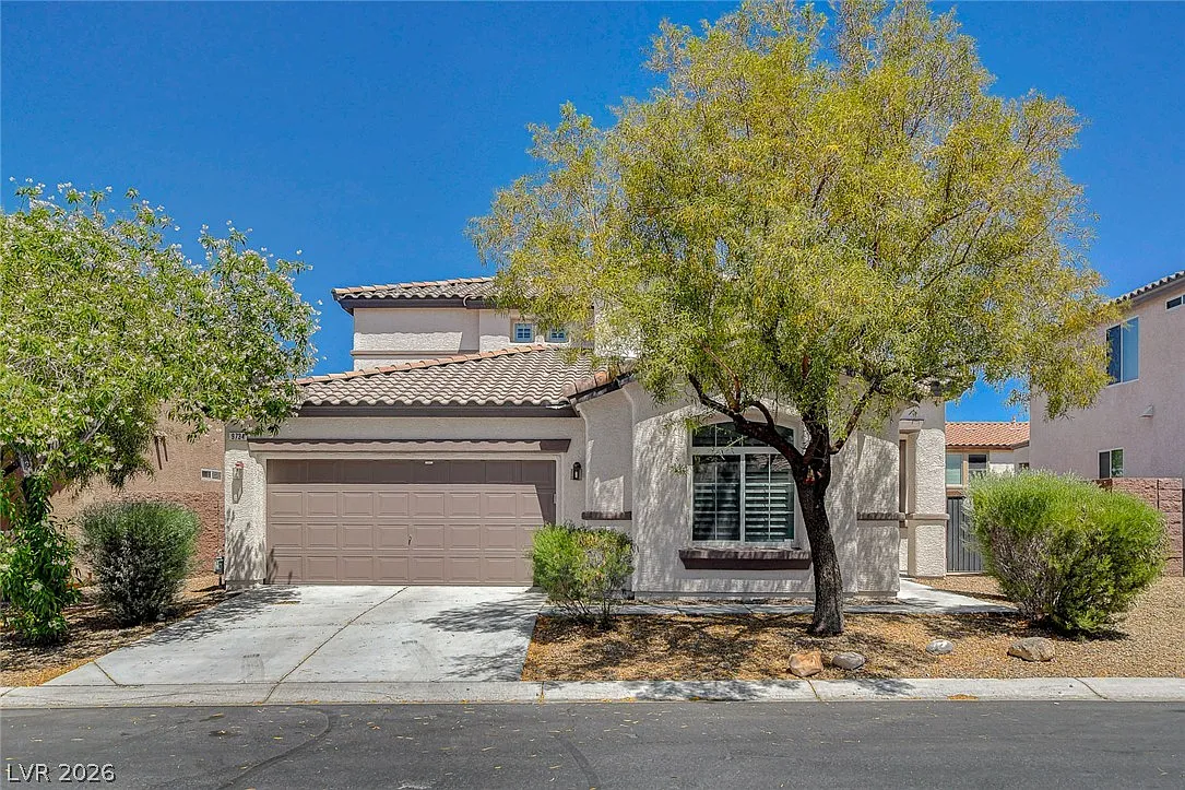 4 bed, 3.5 bath, 1904 sqft, $2,443 — Photo 1