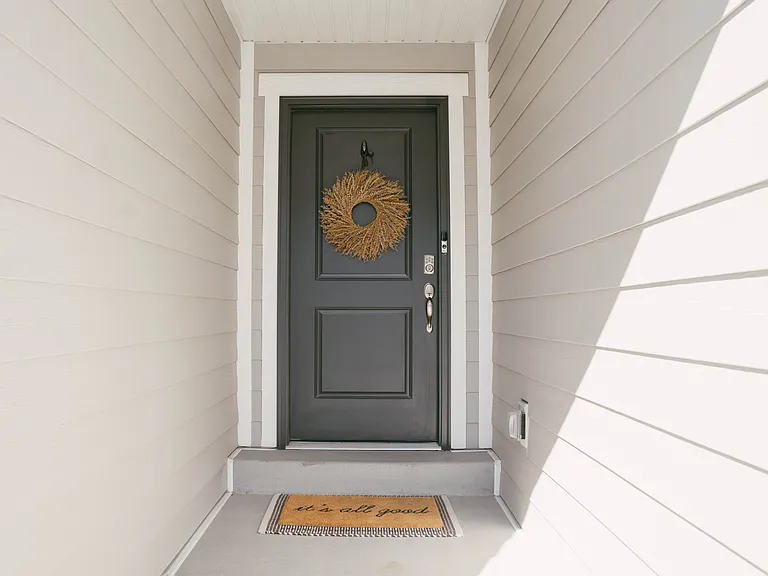 397 N Sea Chaser Ln — Photo 2