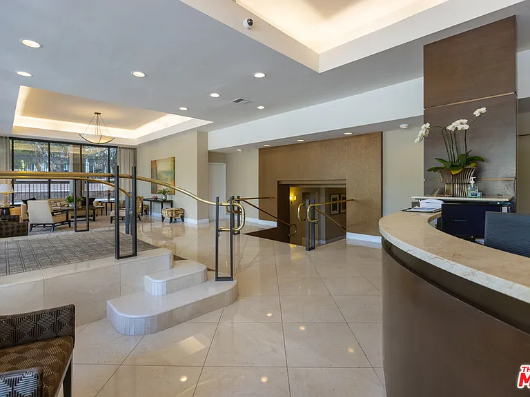 10590 Wilshire Blvd #704 — Photo 19