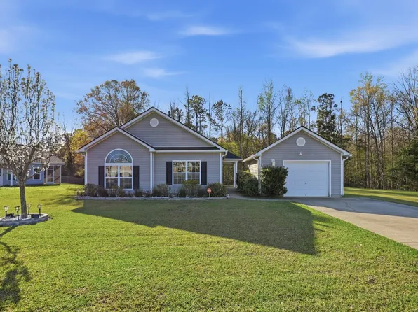 639 Savannah River Dr, Summerville, SC 29485