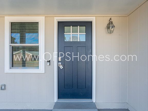 5th image of 606 Ironwood Dr