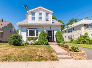 67 Lancaster Rd, West Hartford, CT 06119