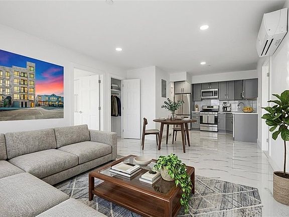 5th image of 2819 W 17th St #2B