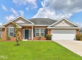 25 Rainier Ln, Savannah, GA 31405