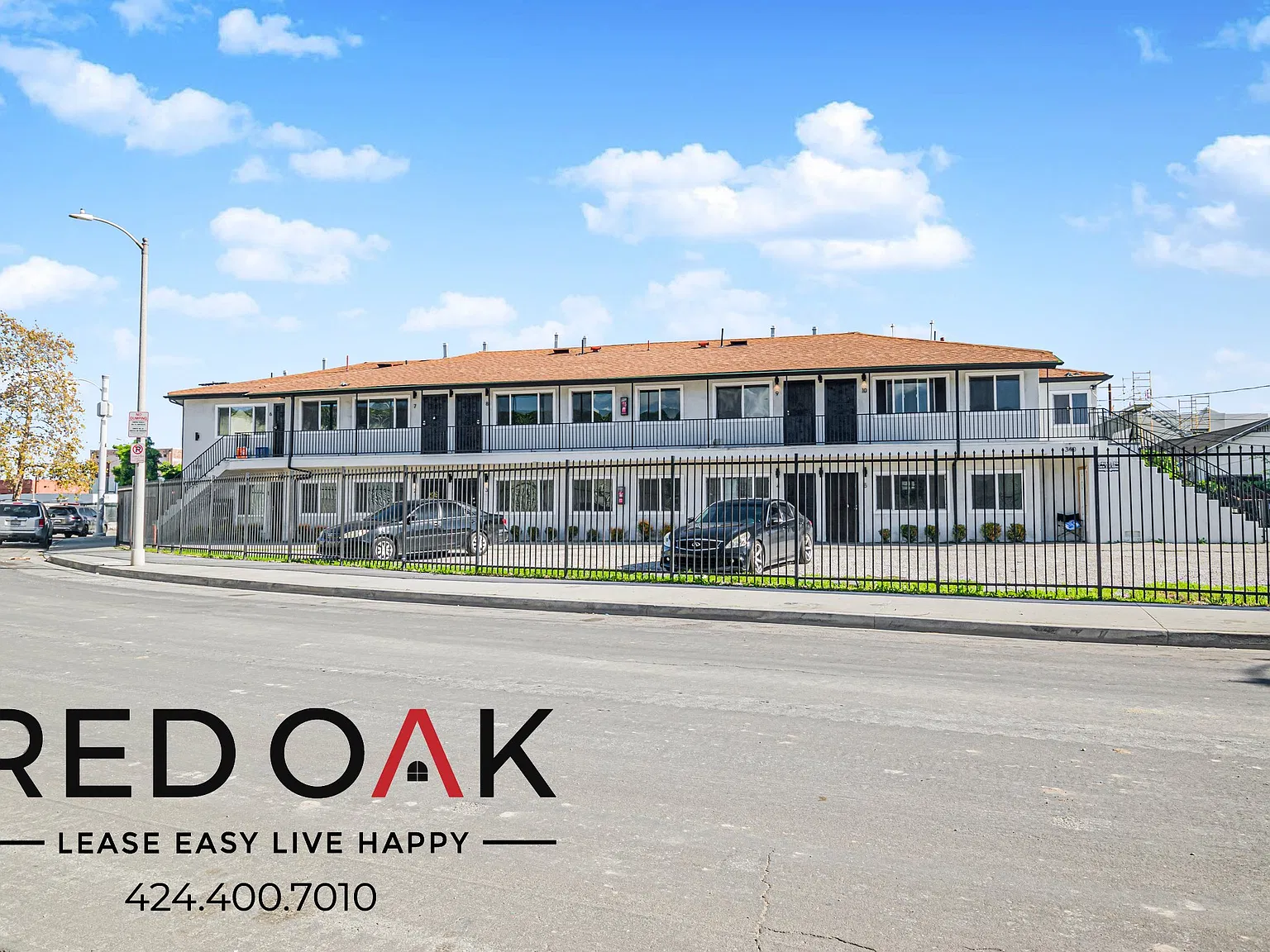 Spacious 2-Bed with Open Floor Plan, Air Conditioning and Parking Included in the Heart of South ... — Photo 4