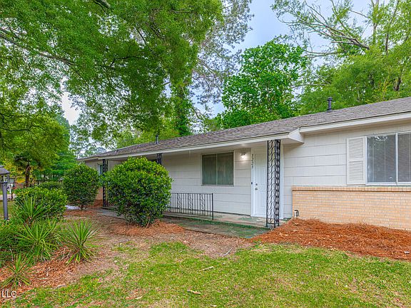 5th image of 3229 Ridgeland Dr