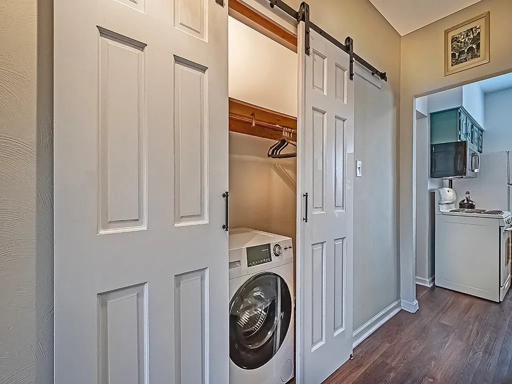 3 bed, $1,900 — Photo 4