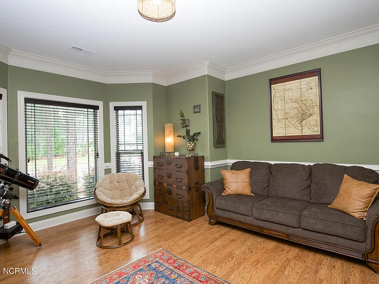 237 Rothbury Dr — Photo 22