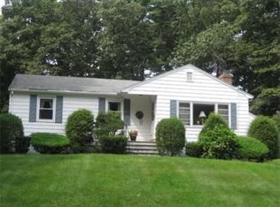 2 Southwick Rd, North Reading, MA 01864